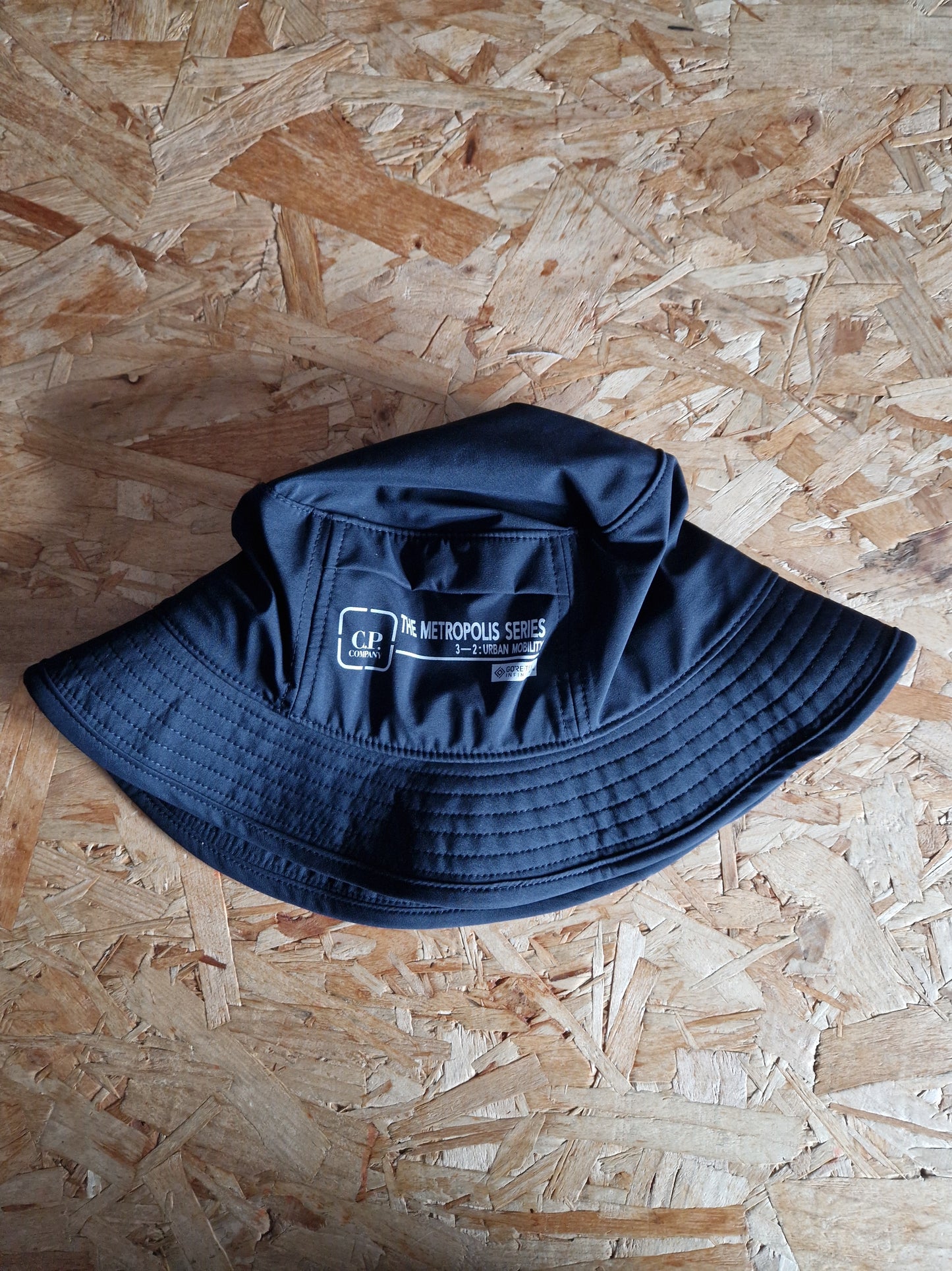 C.P. Company Metropolis Series Bucket Hat - Navy Blue
