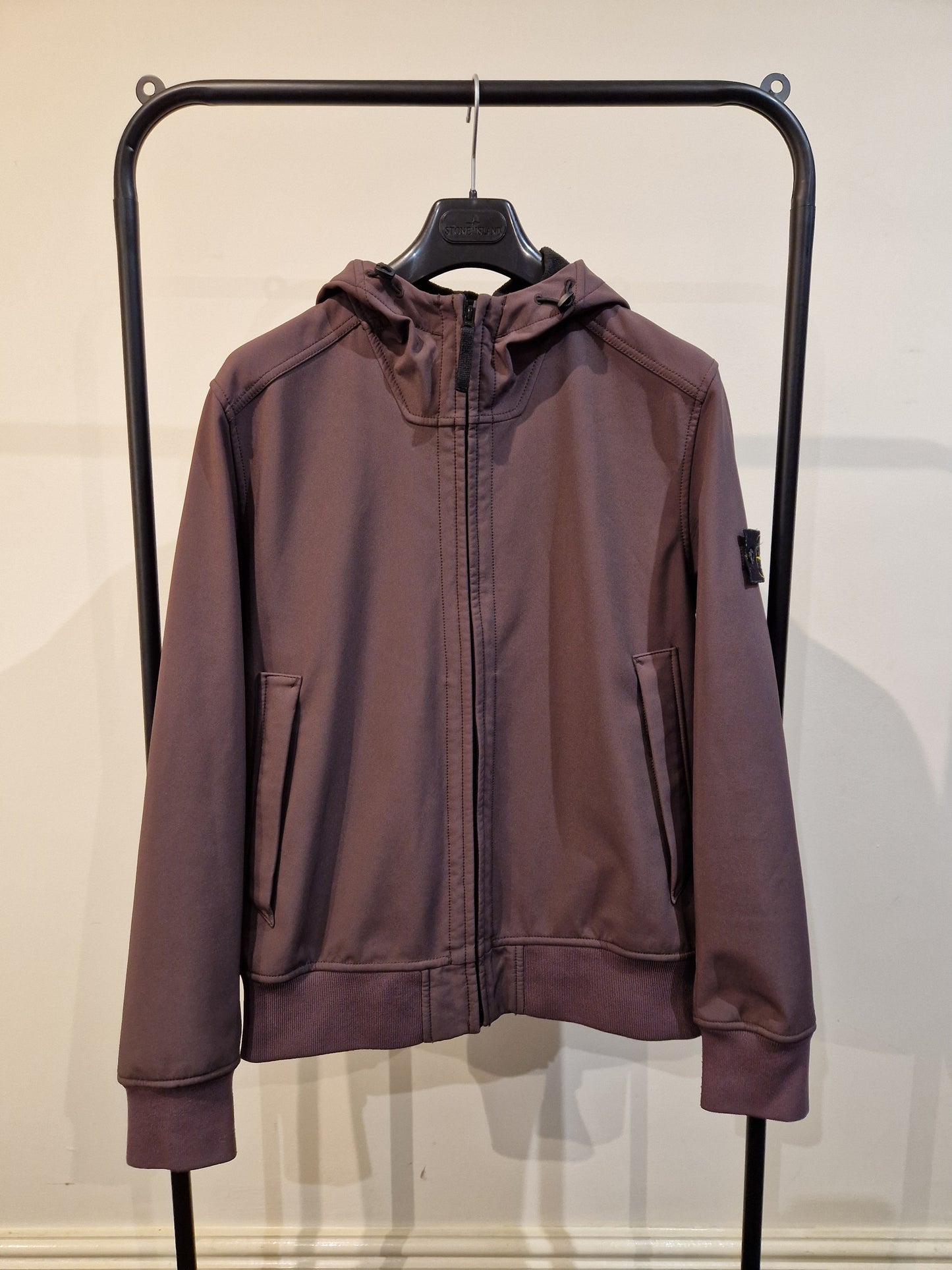 Stone Island Softshell-R Hooded Jacket - Burgundy