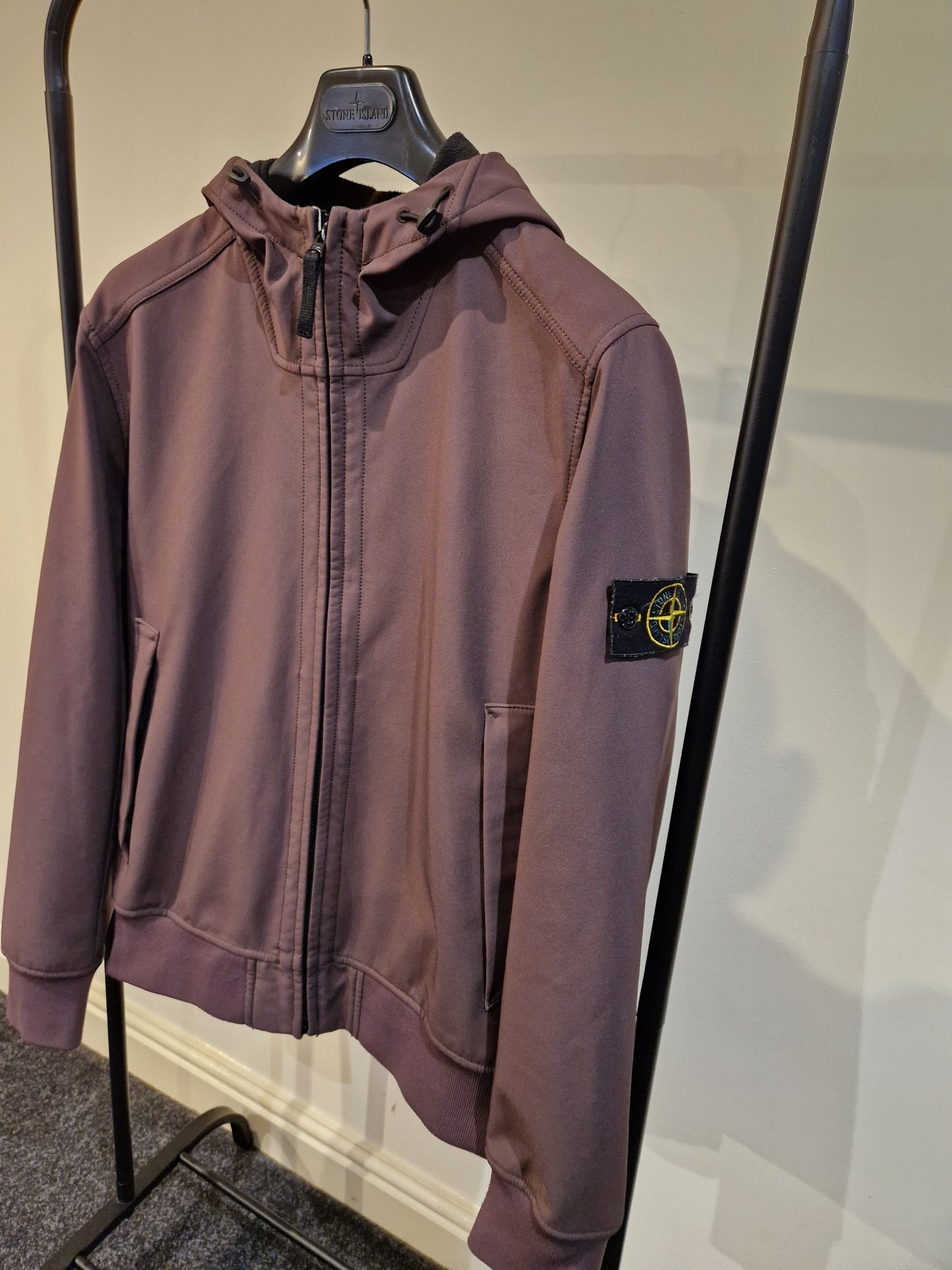 Stone Island Softshell-R Hooded Jacket - Burgundy