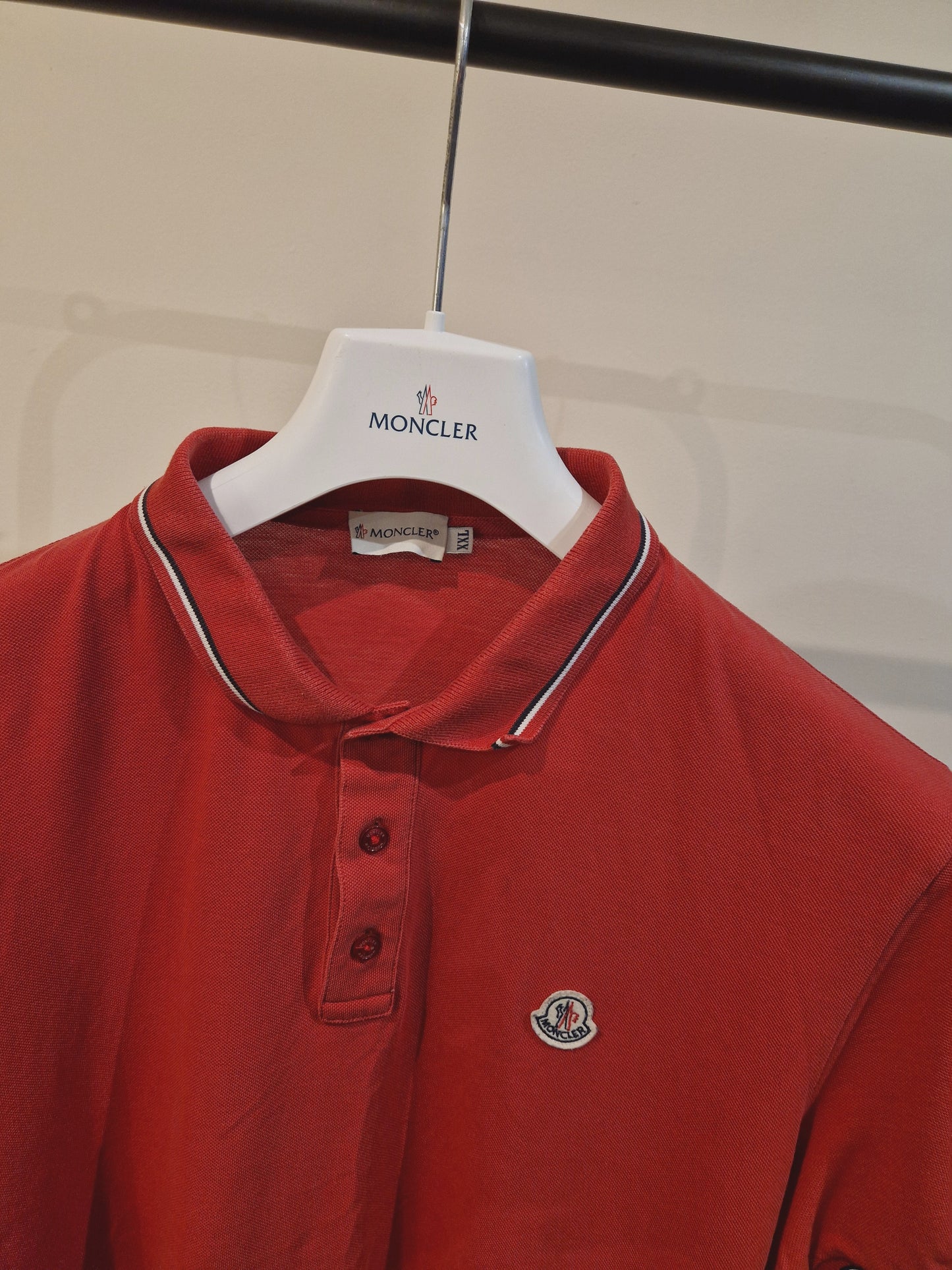 Moncler Tipped Collar Polo Shirt - Red