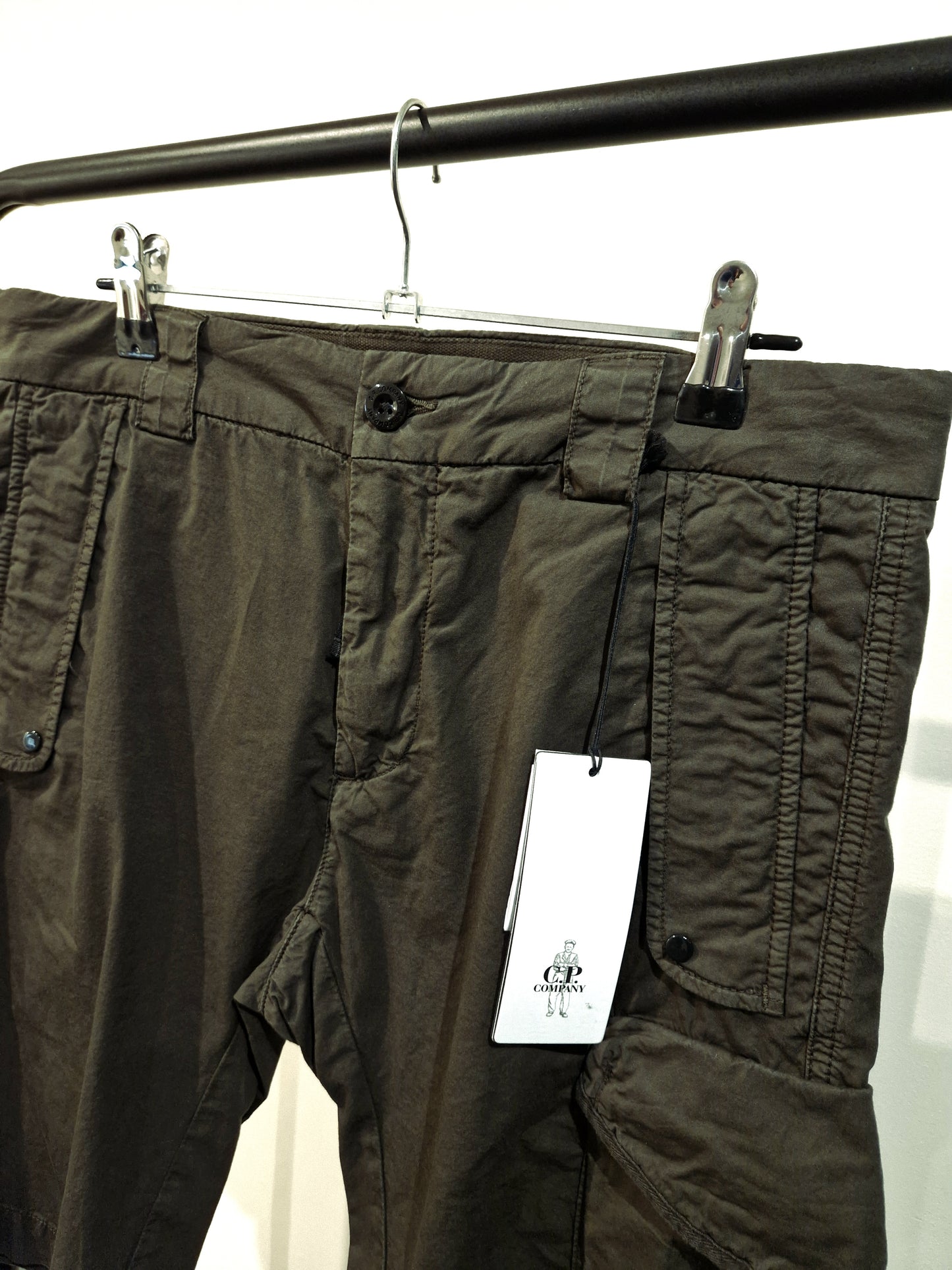 C.P. Company Twill Stretch Cargo Shorts - Ivy Green