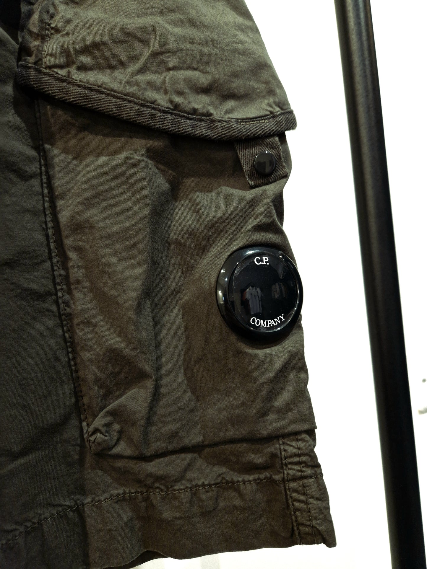 C.P. Company Twill Stretch Cargo Shorts - Ivy Green